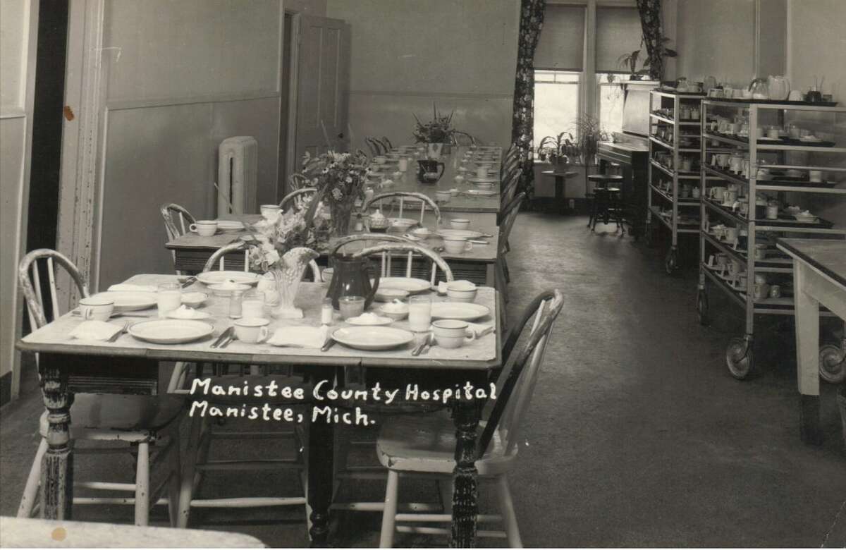 A post card photo of the dining room at the former Manistee County Hospital. (Courtesy Photo/Manistee County Historical Museum)