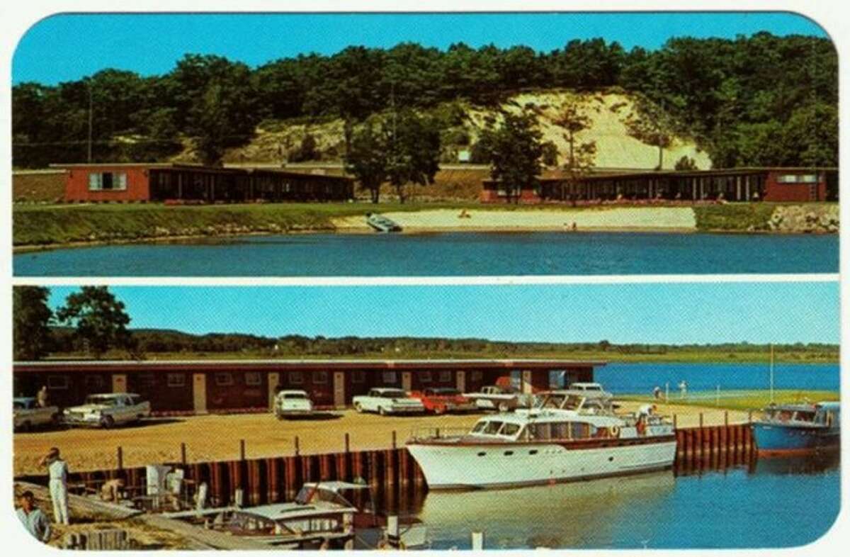 The Moonlite Motel that was located on Arthur Street at the present location of where the S.S. City of Mikwaukee is docked is shown in this 1960s photograph.