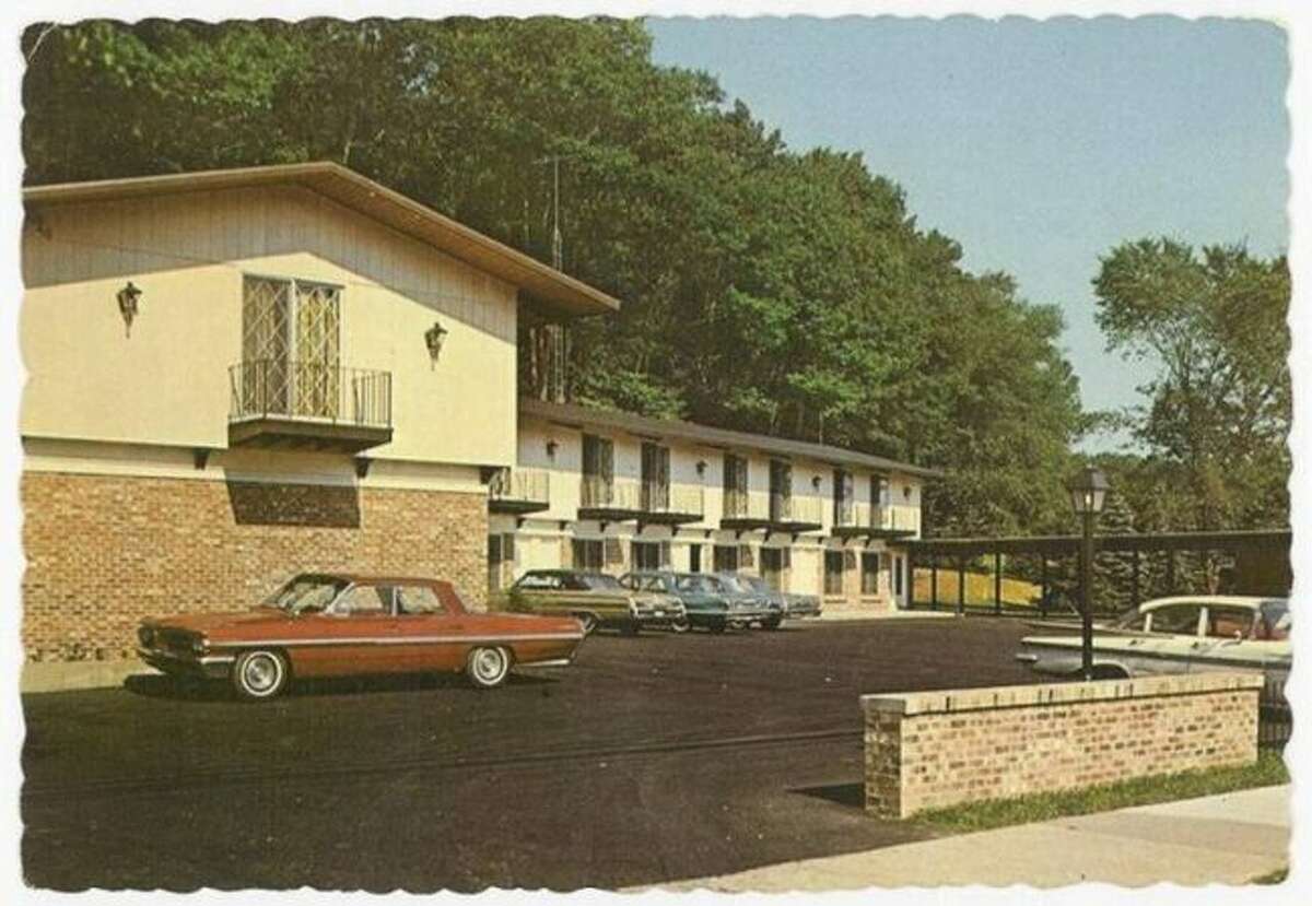 The Carriage Inn was a popular motel in Manistee during the 1960s and was located on Arthur Street across from Manistee Lake.