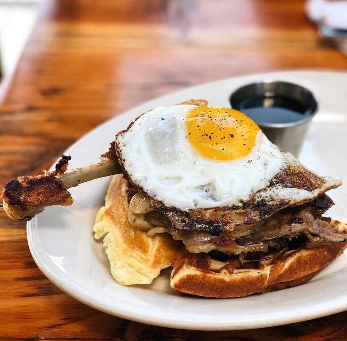 The ultimate happy hour guide to Seattle's Belltown