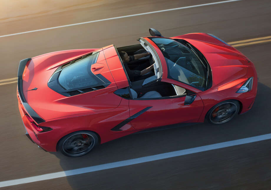 Chevy S Iconic Corvette Finally Goes Mid Engine For 2020