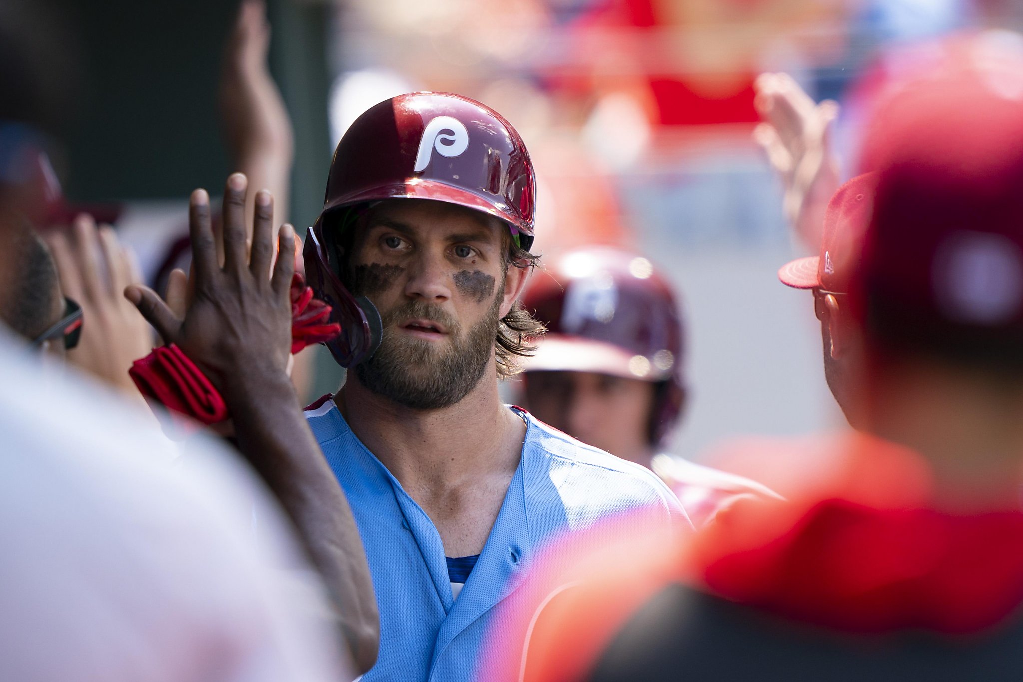 New Giants pitcher Dereck Rodriguez brings famous dad to tears