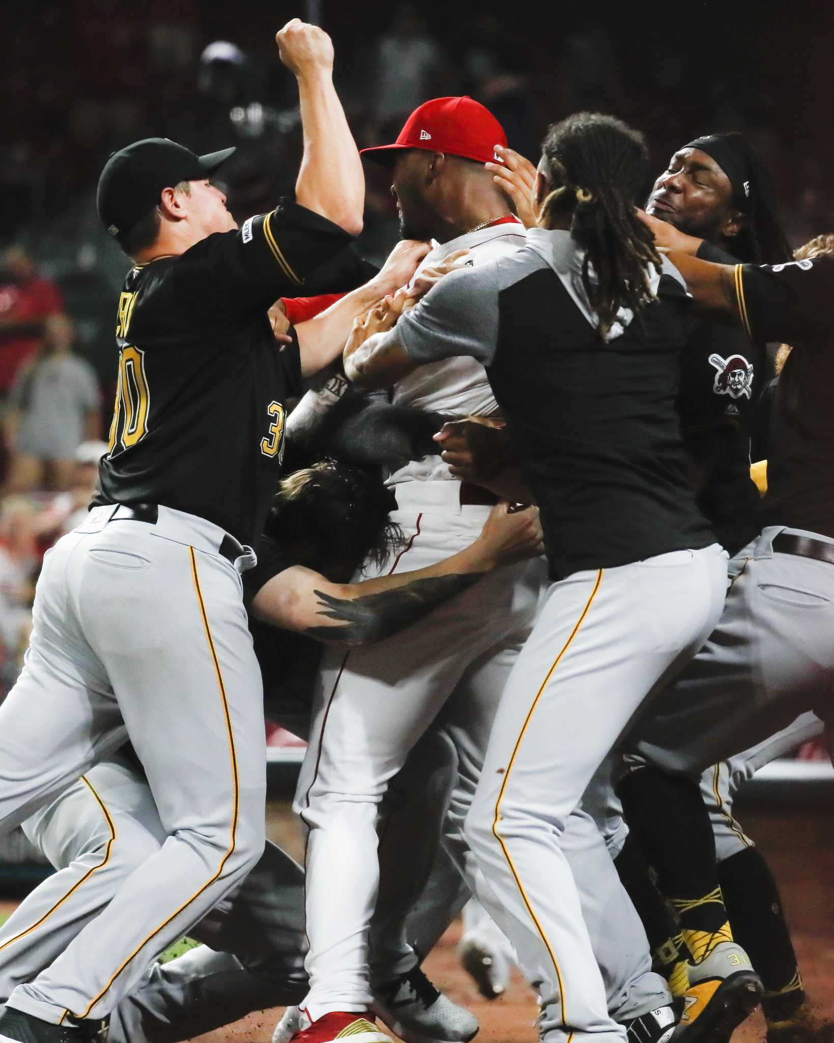 MLB announces suspensions, fines for Reds-Pirates fight: Yasiel