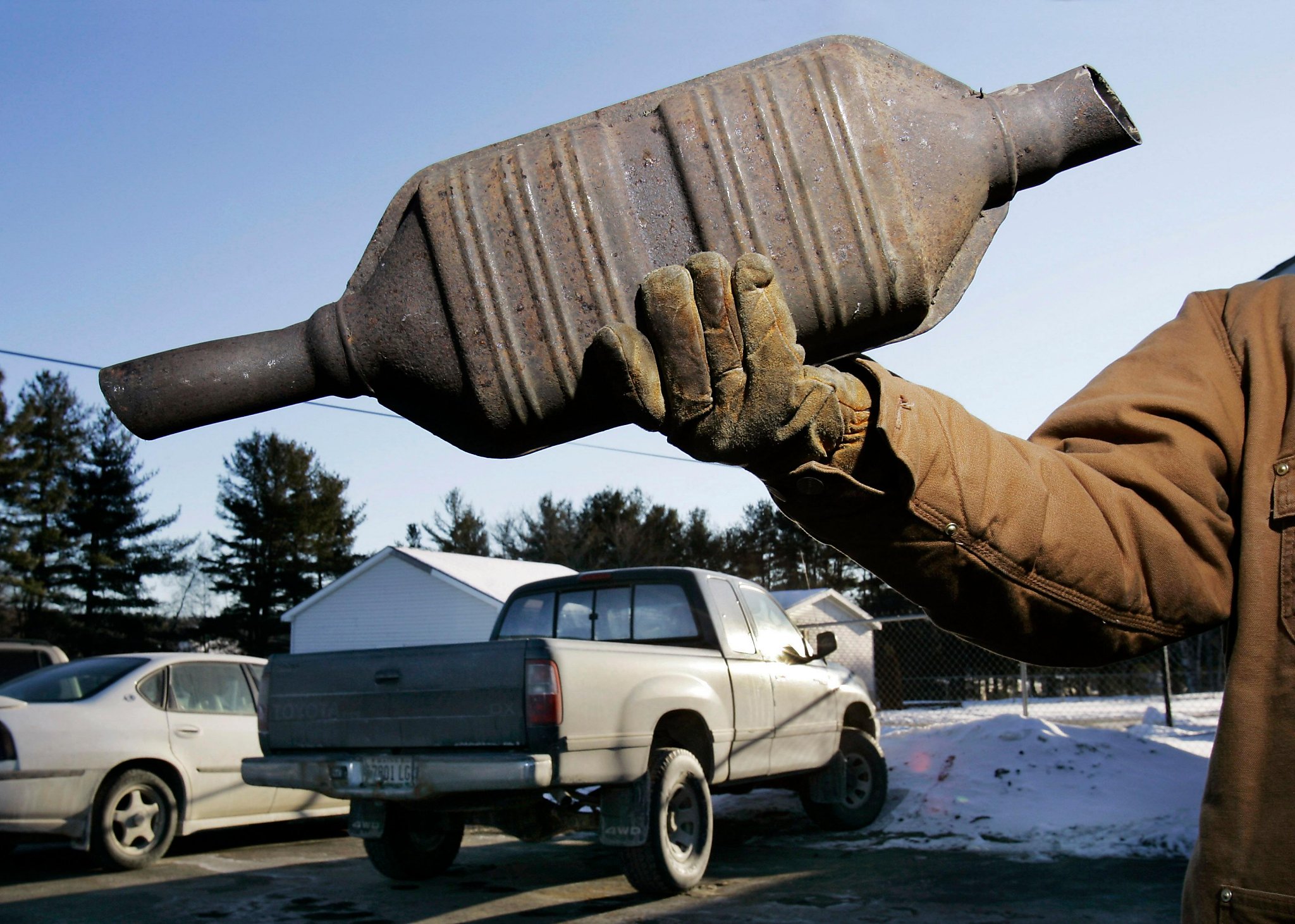 2 arrested in string of catalytic converter thefts in Berkeley