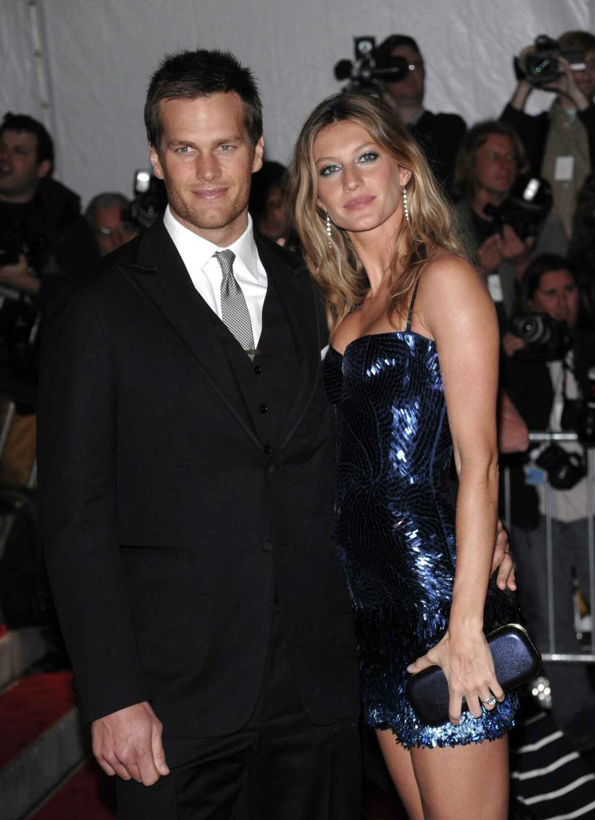 Tom Brady and Gisele Bundchen could be eyeing Greenwich for another addition to their real estate portfolio, the New York Post reports.