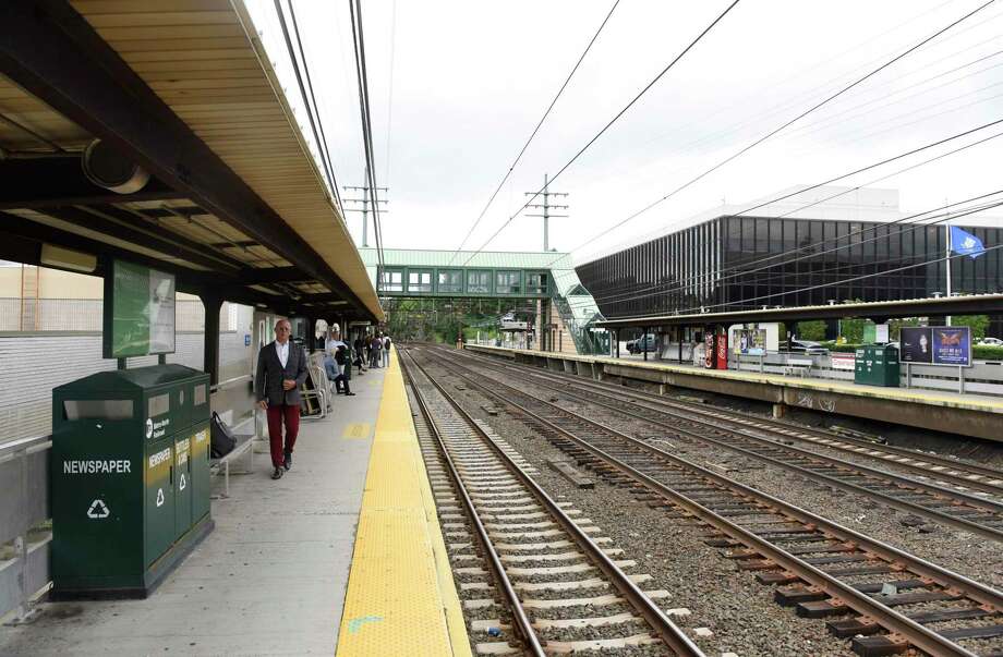 Passengers describe ‘nightmare’ MetroNorth rides during hourslong