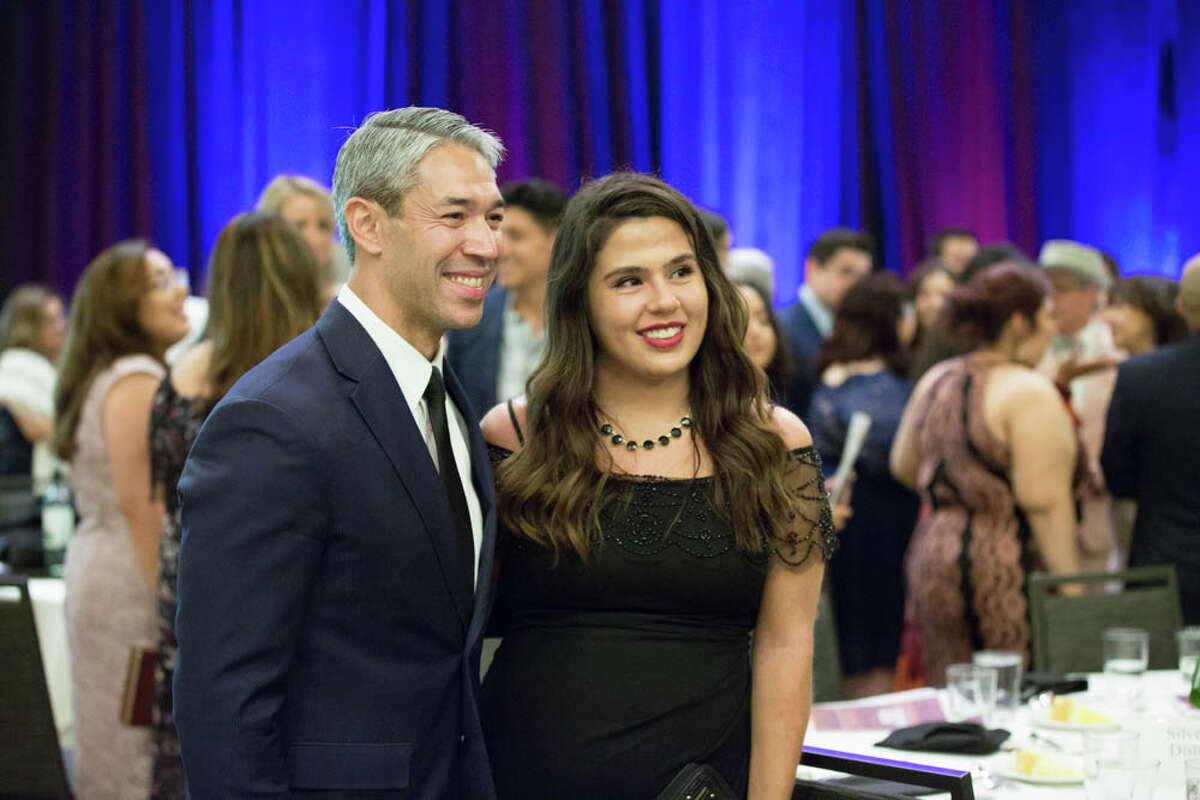 Local journalists and other professionals in the field gathered for the annual SAAHJ Gala.