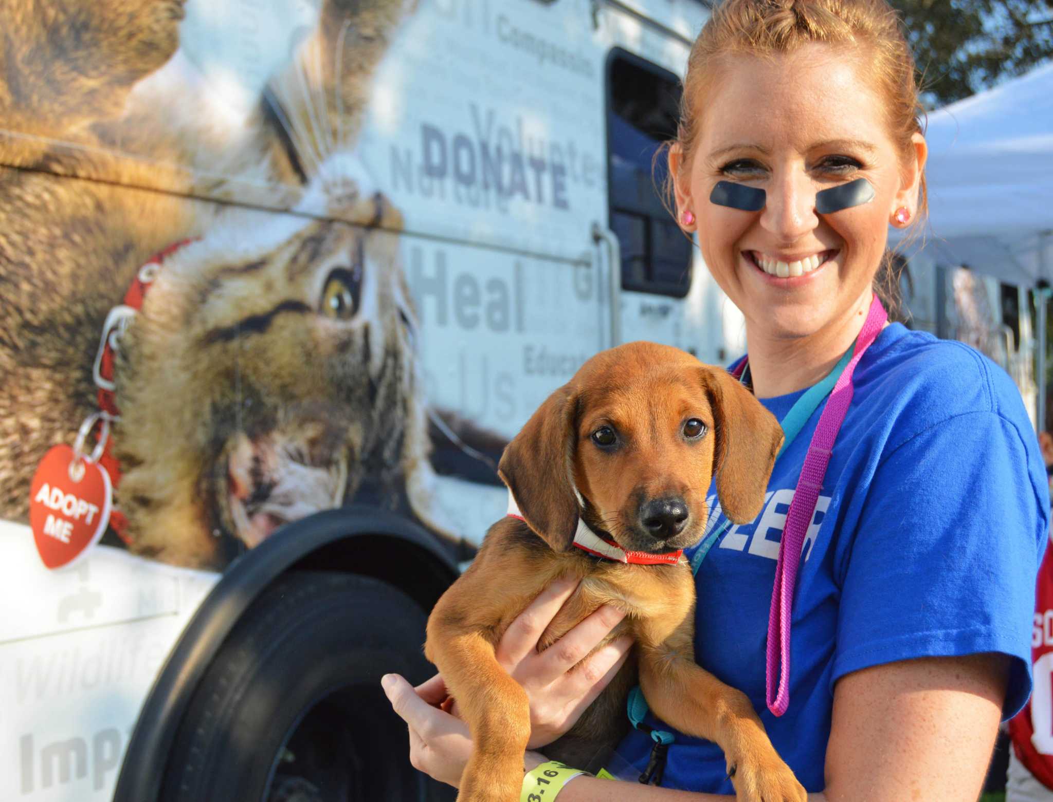 kids-volunteer-to-help-animals-through-houston-spca