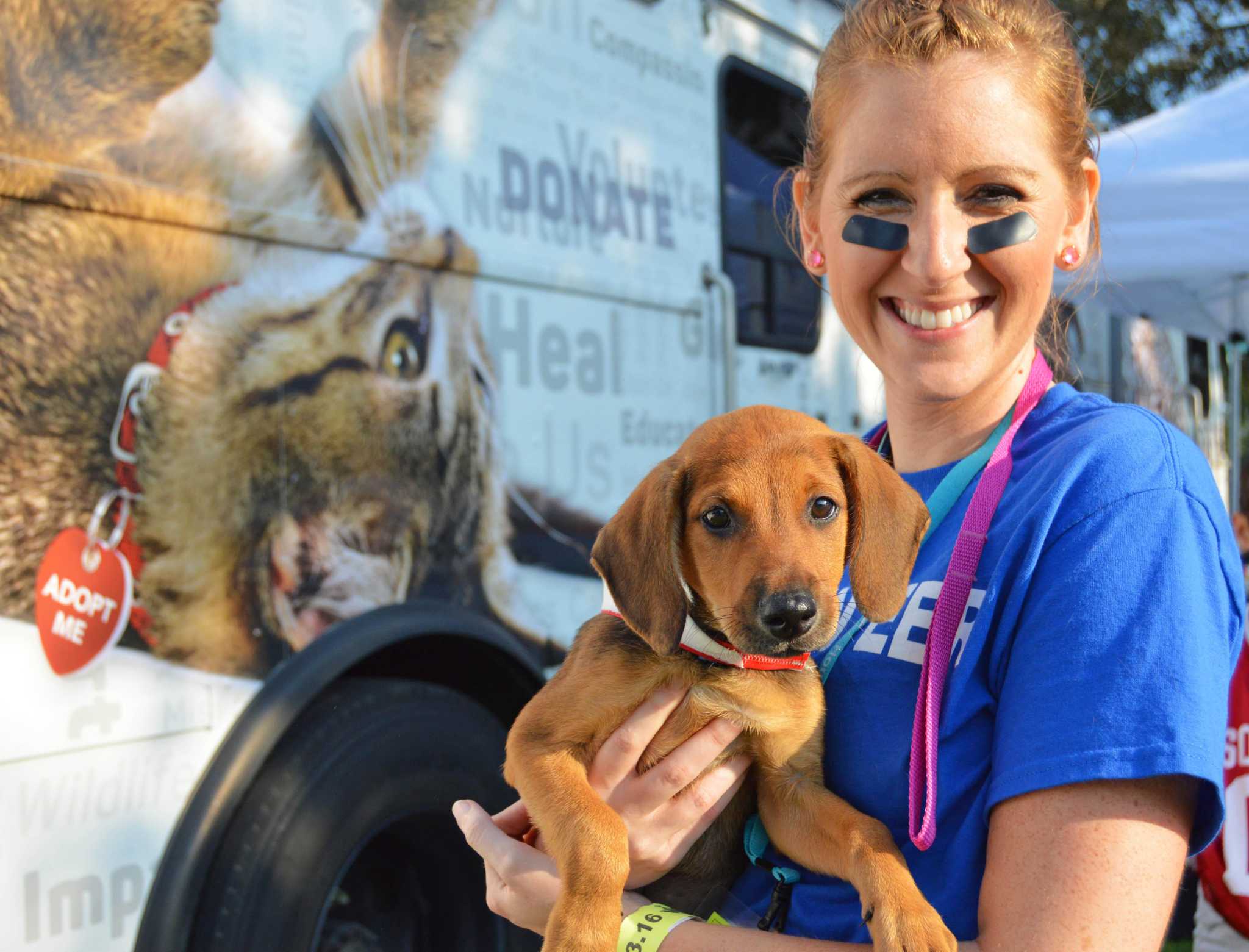 Kids volunteer to help animals through Houston SPCA