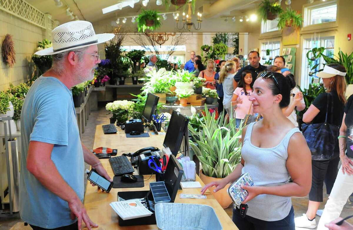 Special delivery of peaches from to Greenwich