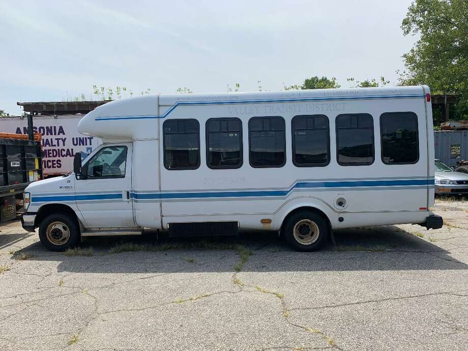 Ansonia buys a VTD van for Senior Center - Connecticut Post