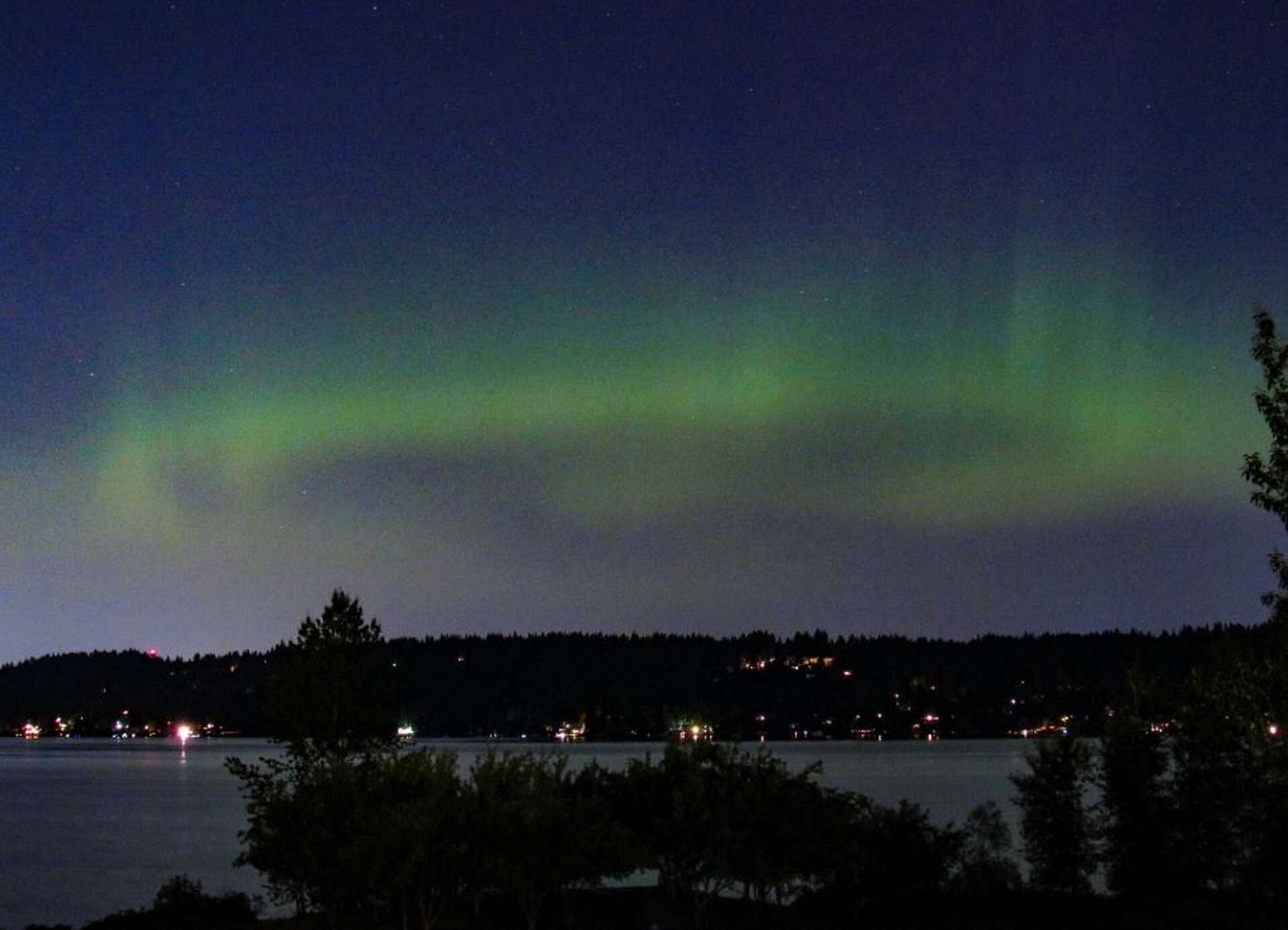 Look up: Aurora borealis could be visible from Washington Wednesday, plus a  meteor shower Thursday, image size:1920x1387