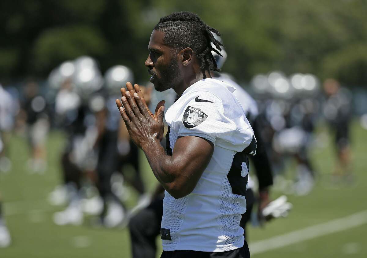 Drama timeline: Even while ABsent, Raiders training camp was all