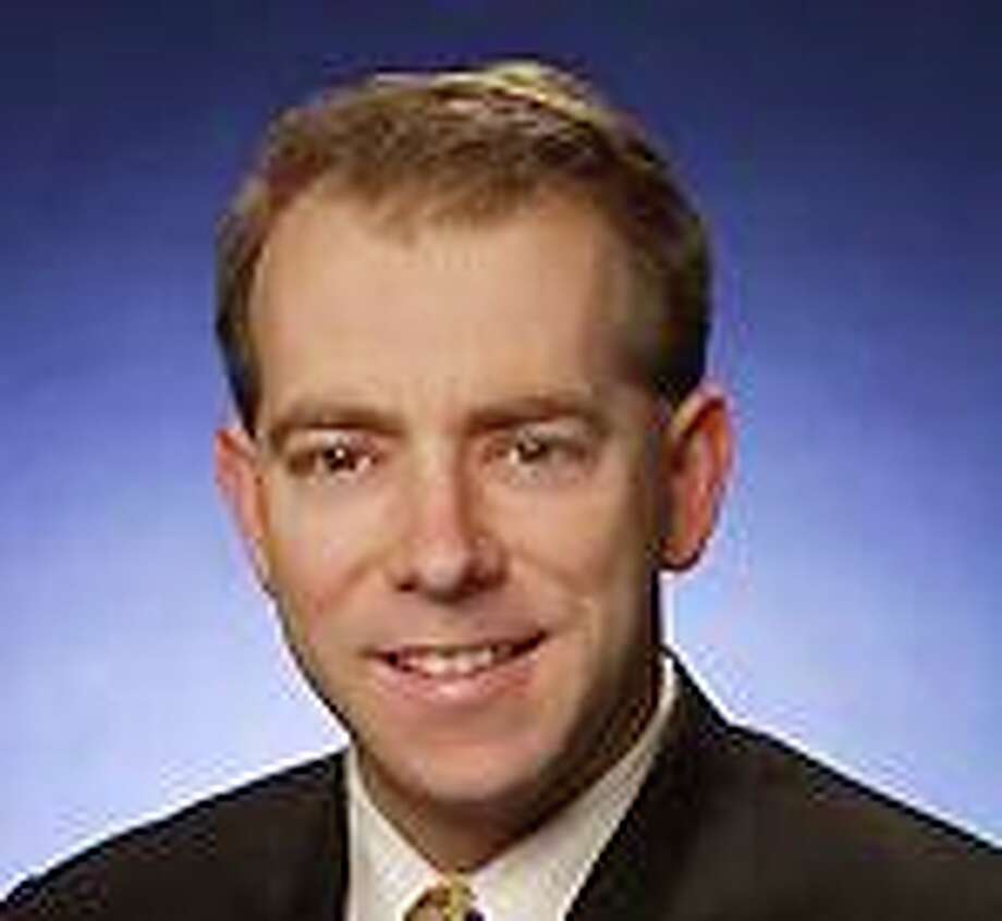 Fotis Dulos’ former attorney arrested at gunpoint in Jennifer Dulos