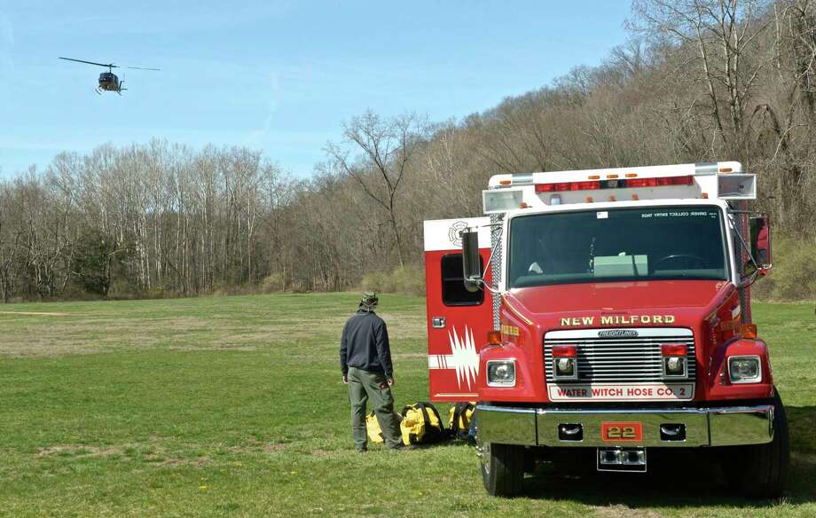 Sprinkler extinguishes New Milford fire, displaces eight NewsTimes