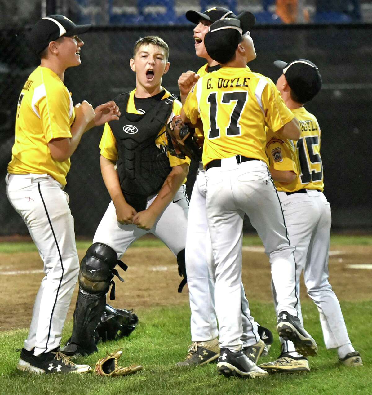Connecticut tops Massachusetts to stay alive in Little League New