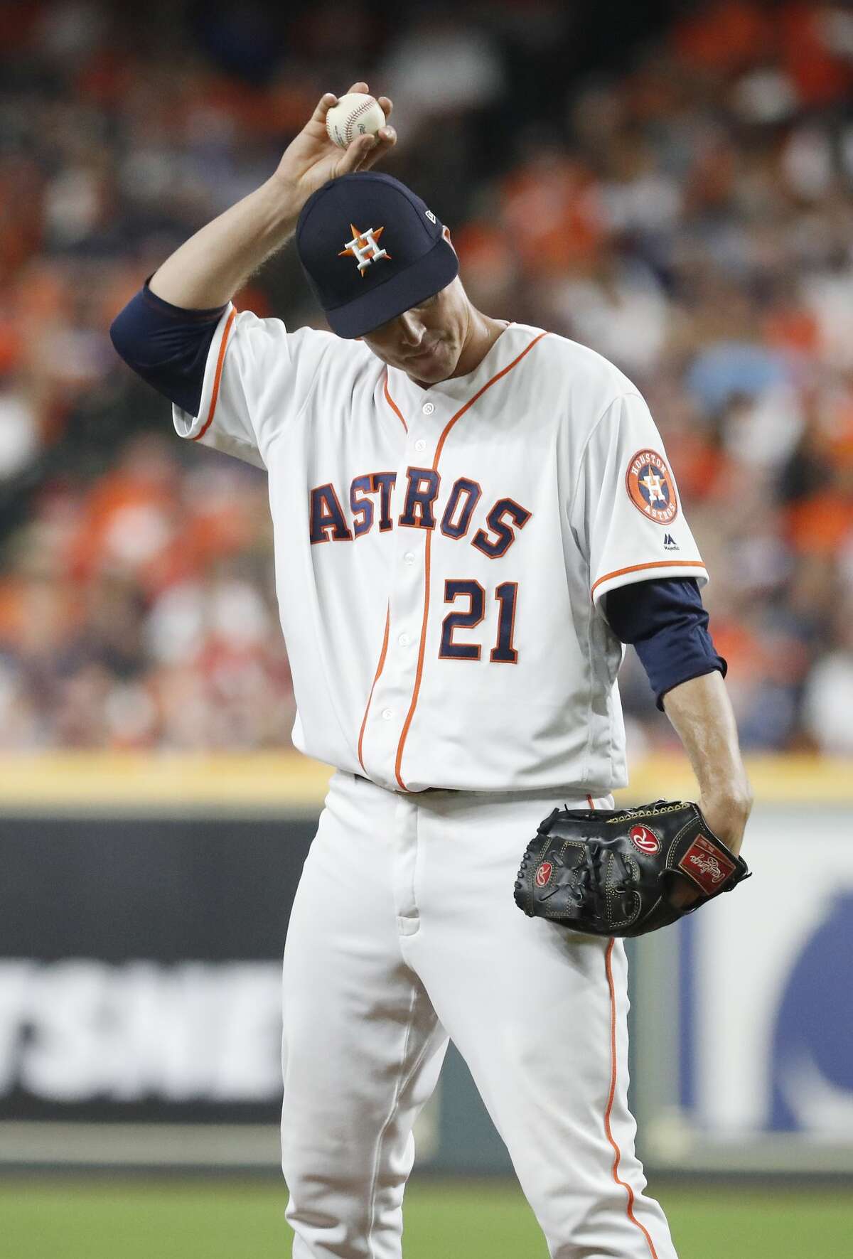 Astros rout Rockies, pick up Zack Greinke in his debut