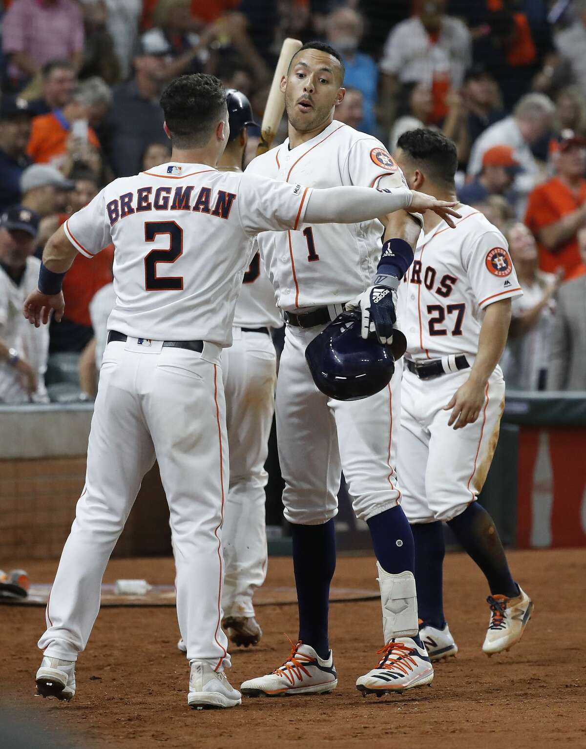 The Astros Game Everyone'S Talking About: Correa, Bregman, And A Home Run That Split The Crowd! - pkb5ja0