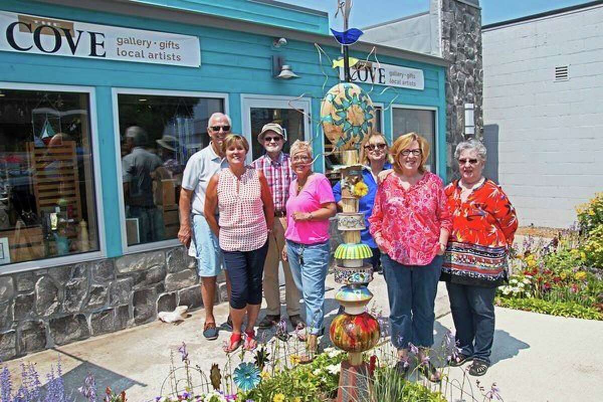 Artists add flare to Port Austin with masterpiece