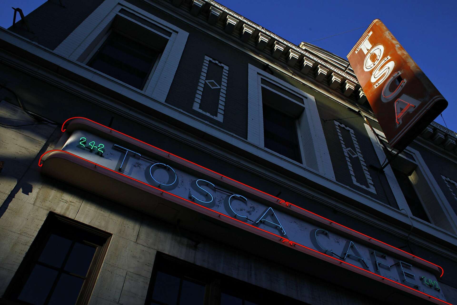 Toscaくん 102-year-old Tosca Cafe reopens its exuberant dining room after