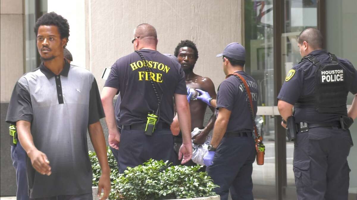 Stabbing Victim Stumbles Into Houston Police Downtown Headquarters For Help