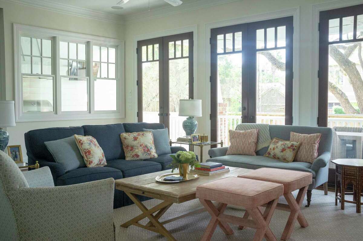 Though the center of the home -- the family room, kitchen and breakfast area -- feels neutral, Gabe and Bridget have strong elements of red and blue.