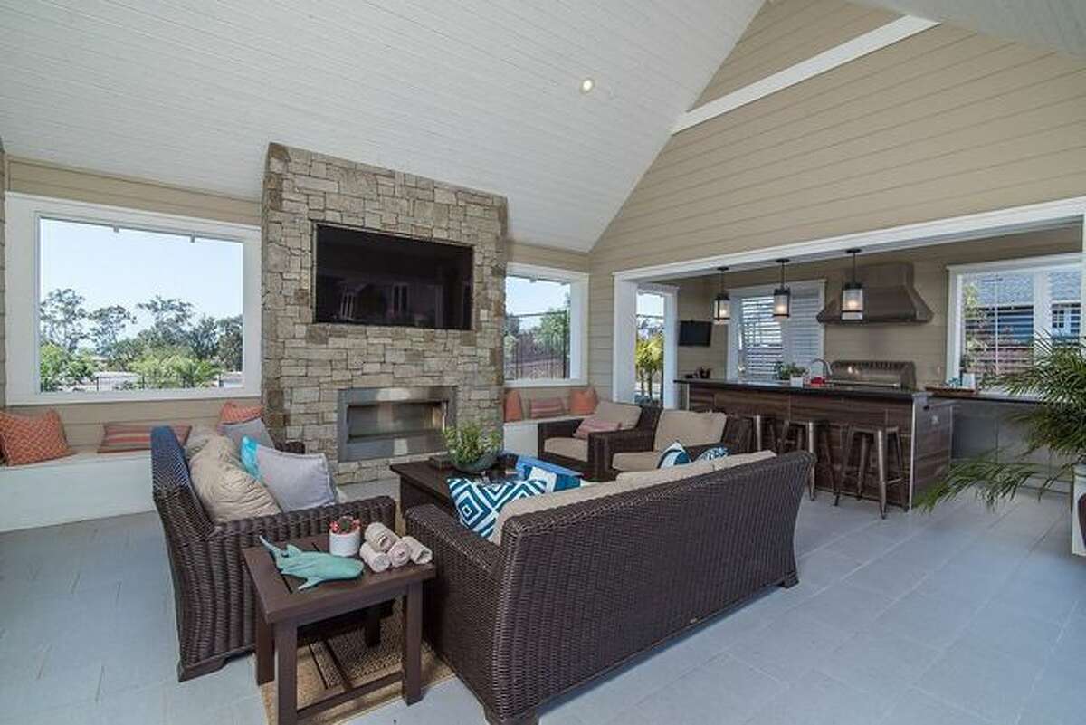 Convicted Former NFL Star Kellen Winslow Jr.'s SoCal Home Sells for 2.85M