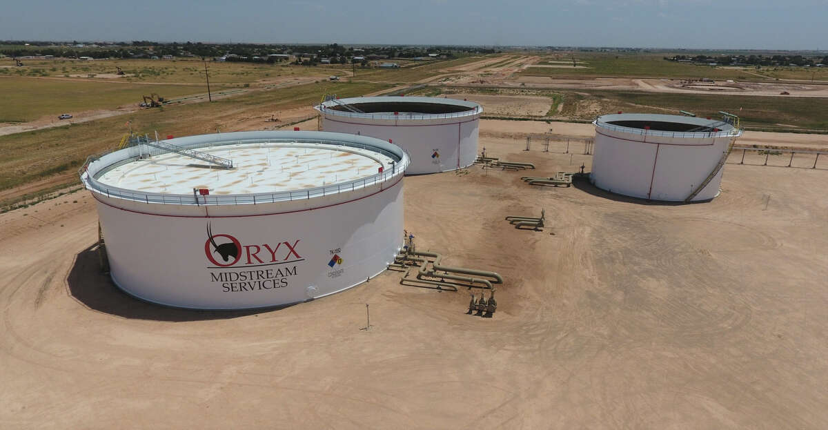 An affiliate of the Qatar Investment Authority has acquired a $550 million stake in Oryx Midstream Partners from an affiliate of Stonepeak Infrastructure Partners. With more than 1,200 miles of pipeline and 2.1 million barrels of storage, Oryx is touted as the largest privately-held crude oil pipeline and storage terminal operator in the Permian Basin of West Texas and New Mexico.