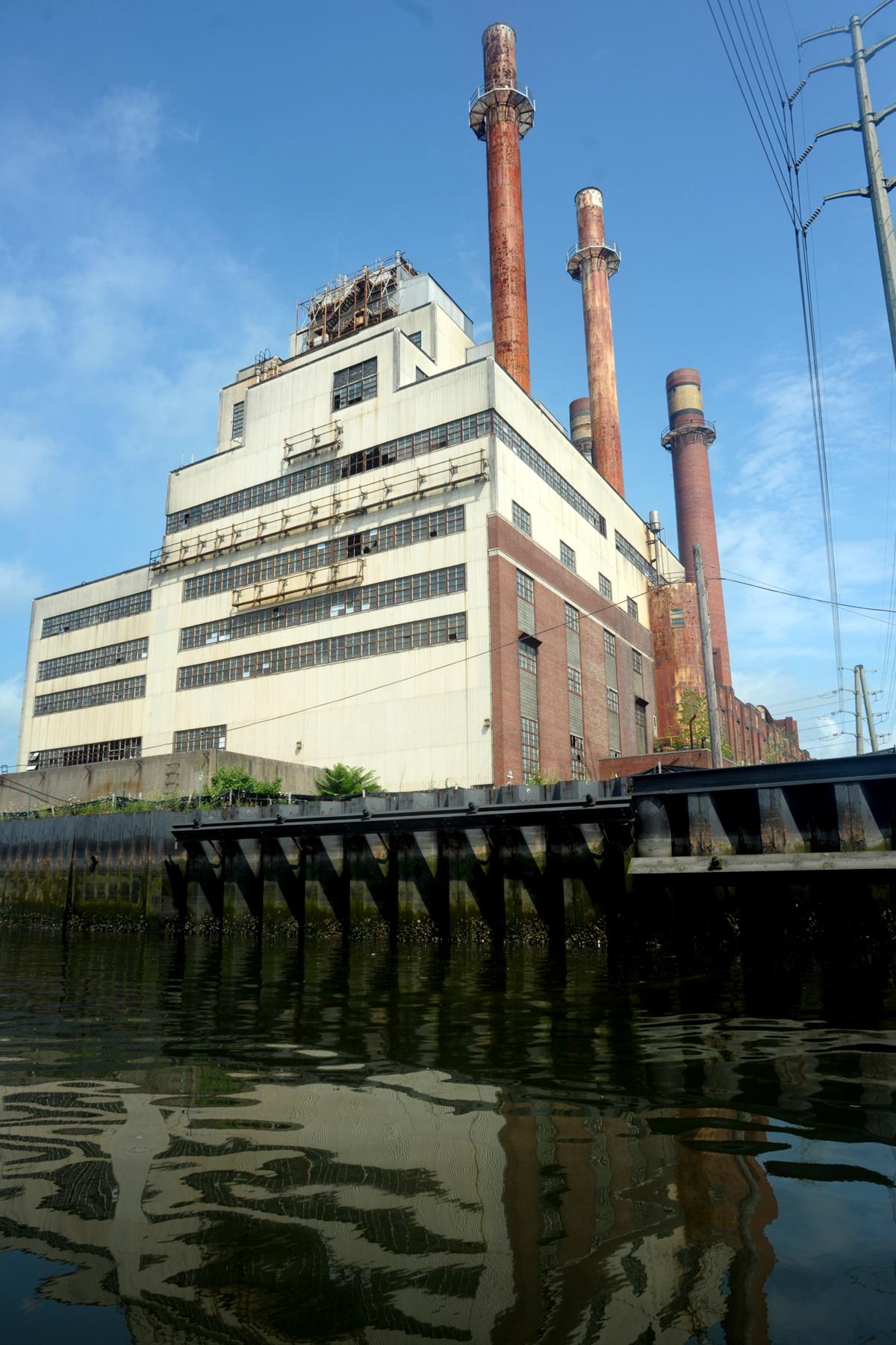 Water seeps from New Haven power plant site into polluted Mill River