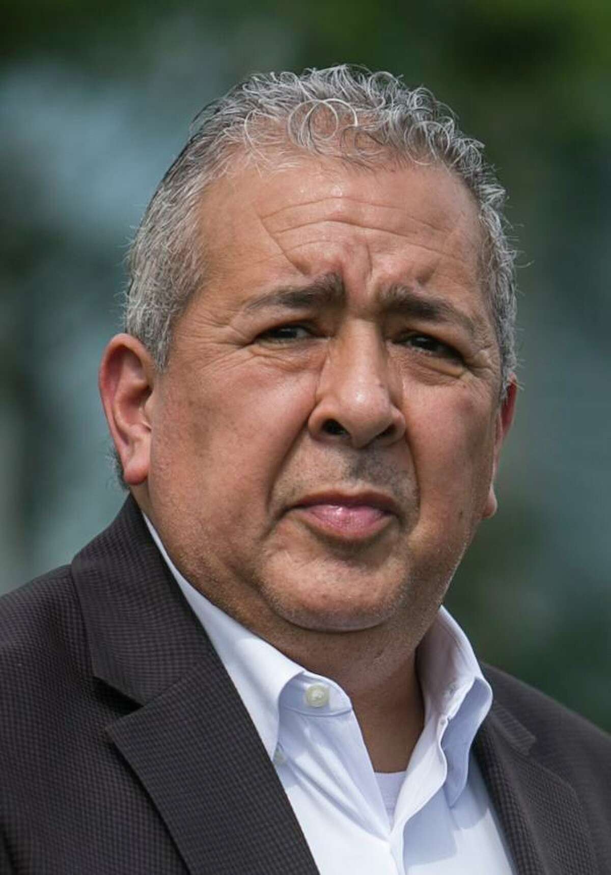 san-antonio-mayor-ron-nirenberg-calls-for-end-to-bonuses-for-utility-chiefs