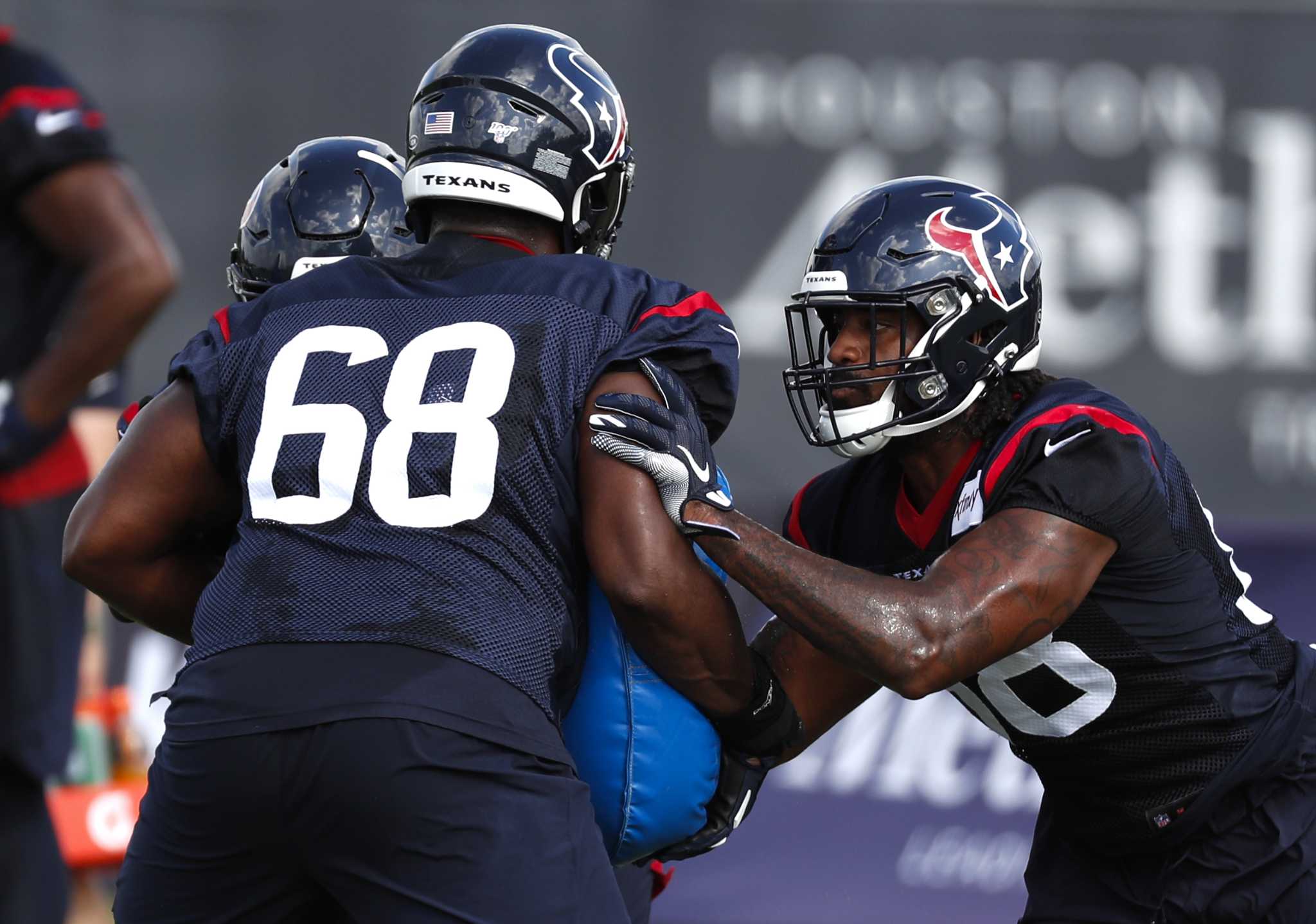 Houston Texans add DE Tracy Sprinkle off waivers due to injuries