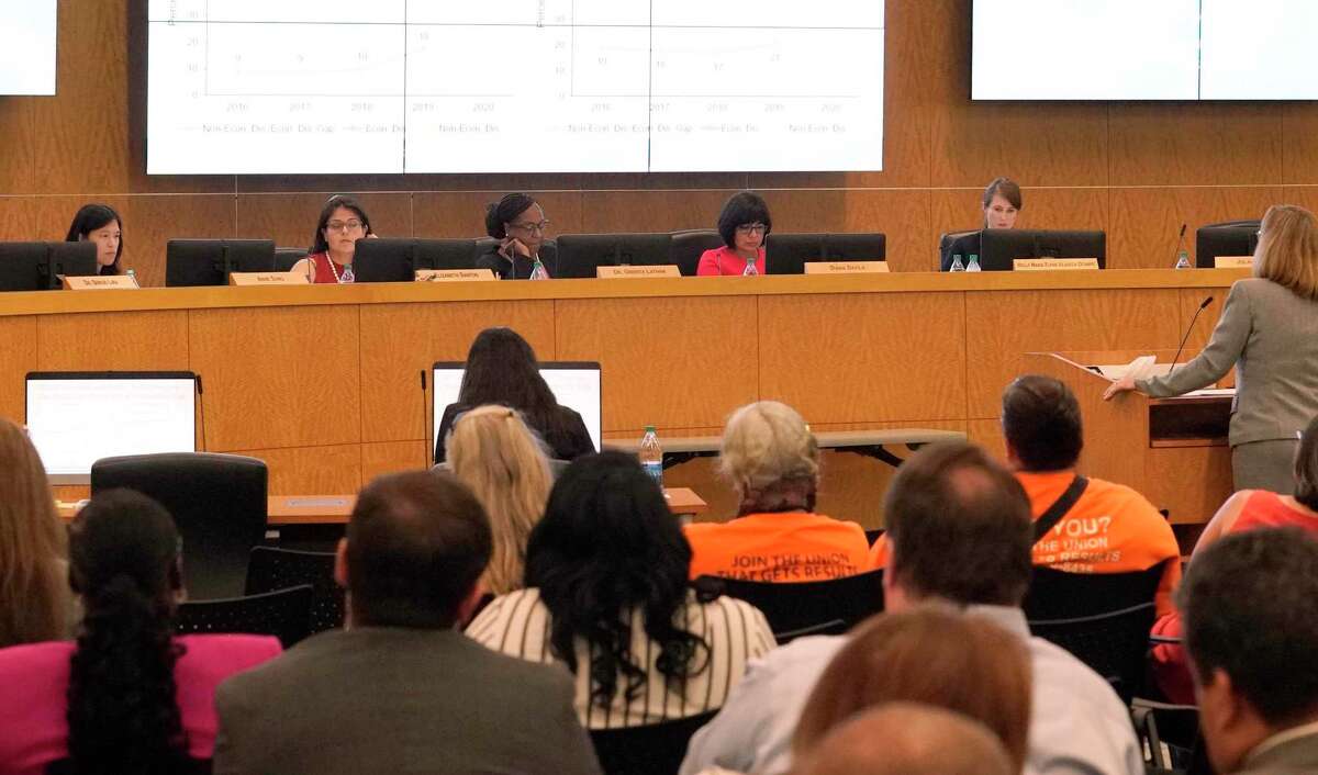In this August file photo, from left, Houston ISD Trustee Anne Sung, Trustee Elizabeth Santos, Interim Superintendent Grenita Lathan, Board President Diana Dávila and Trustee Holly Maria Flynn Vilaseca are shown during a school board meeting.