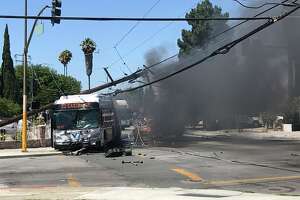 Crash involving VTA bus takes out San Jose power lines, sparks fire