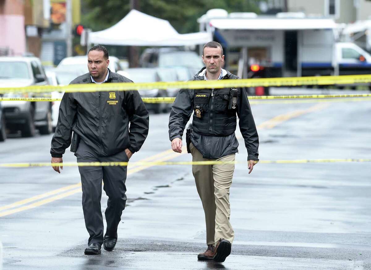 Off duty New Haven firefighter rushed to help shooting victims