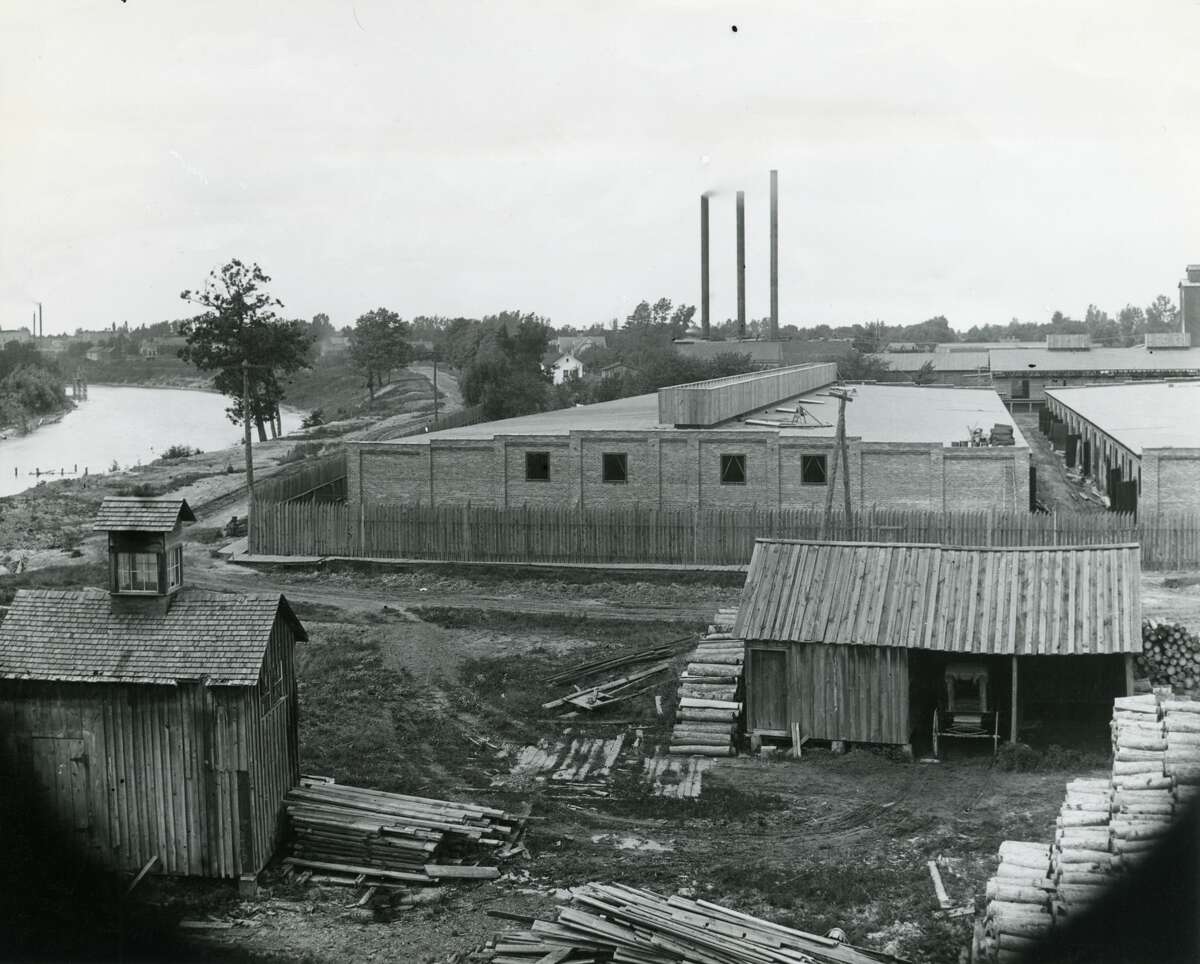 Dow Plant 1898