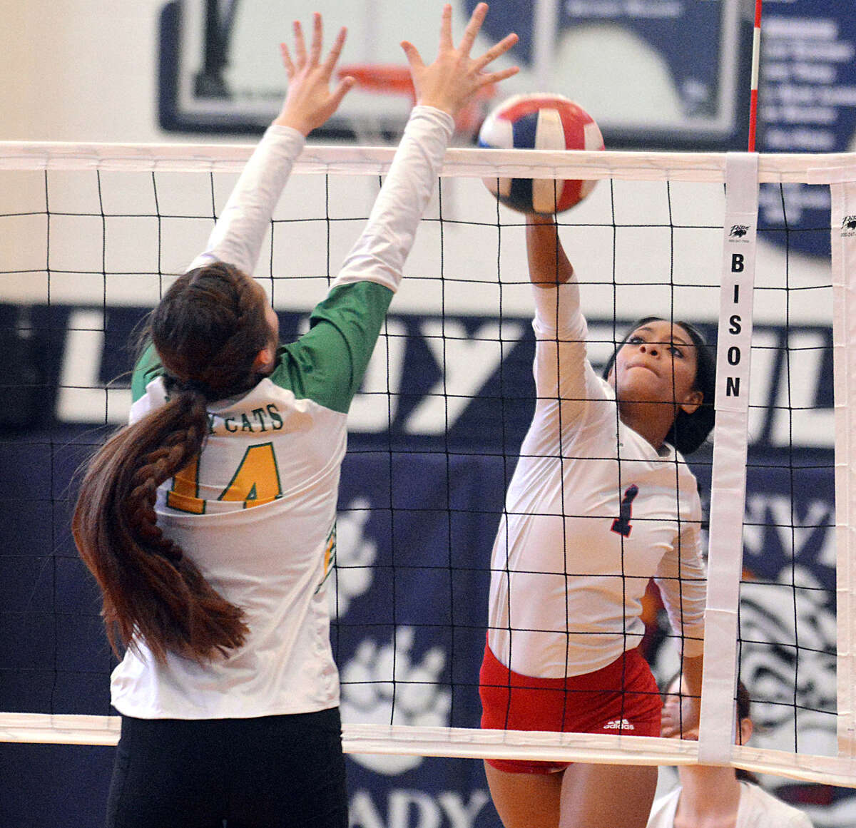 Plainview volleyball team swept by Idalou in home debut