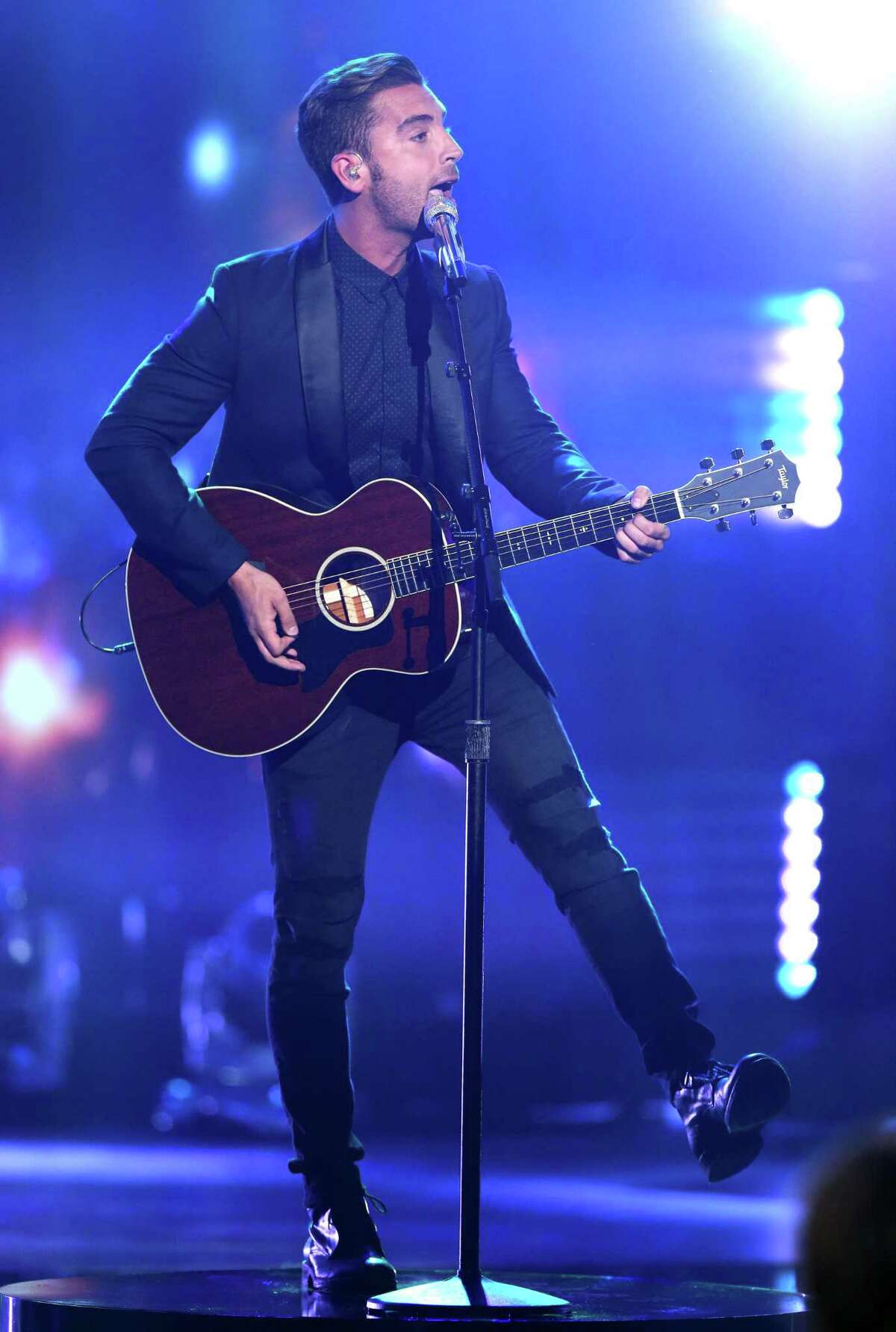 Nick Fradiani performs at the season finale of “American Idol” in 2016.
