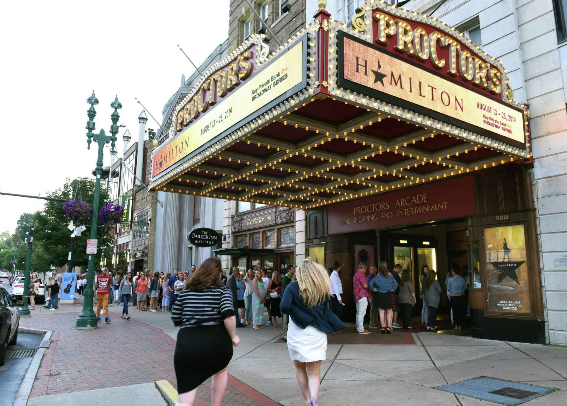 Proctors theater hamilton tickets best sale