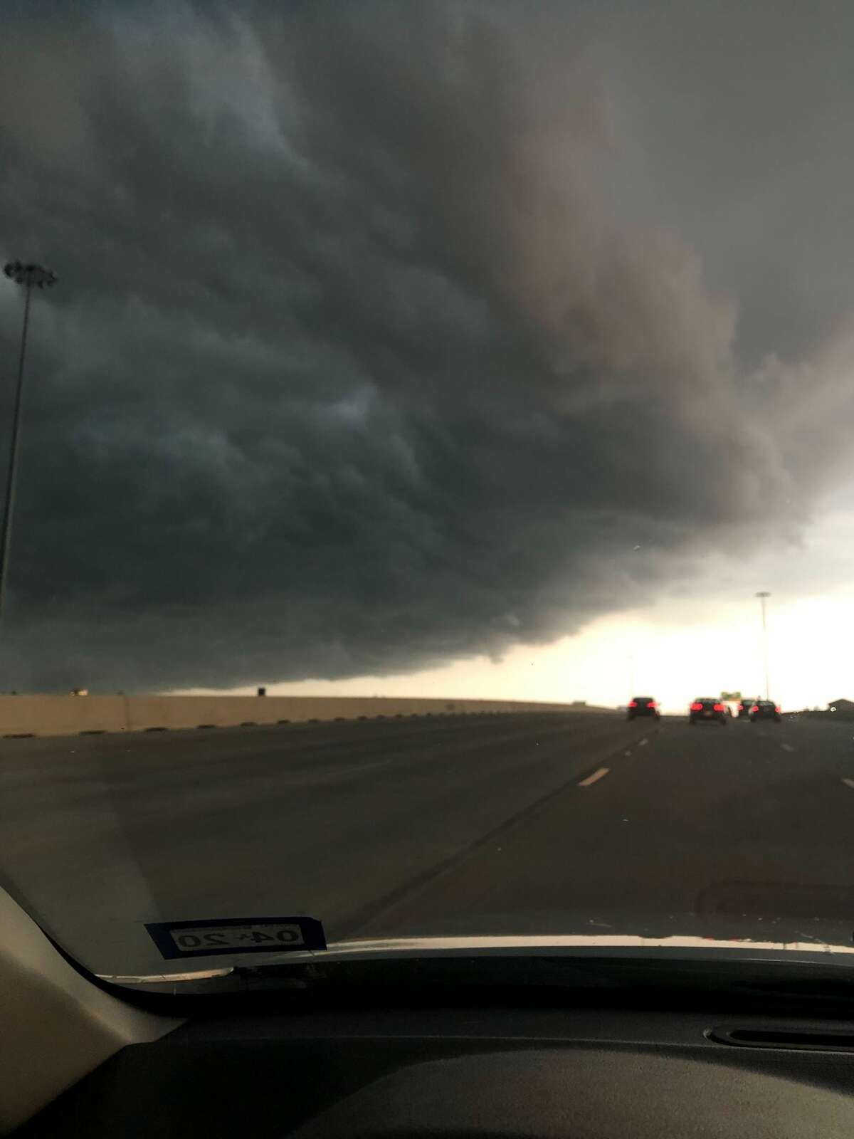 Thunderstorms roll through Houston amid heat wave