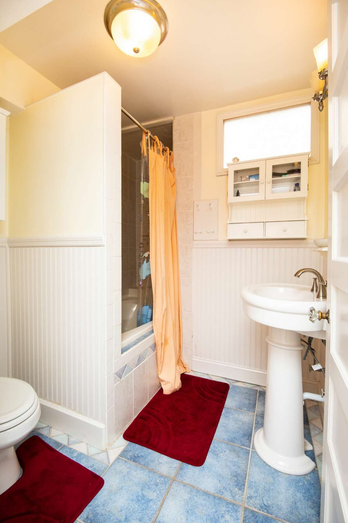 House of the Week Rowhouse in Center Square