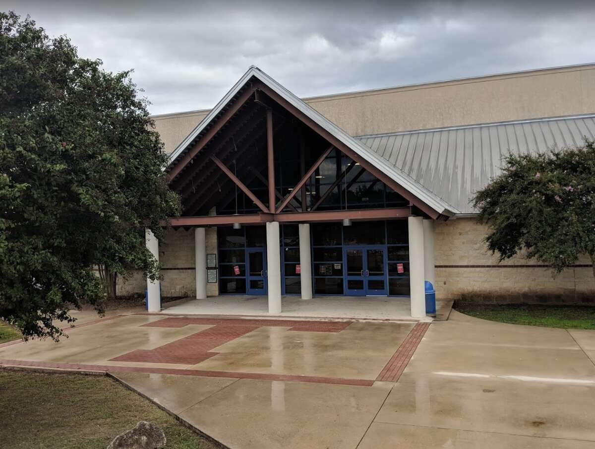 15 school districts in areas surrounding Bexar County graded by TEA