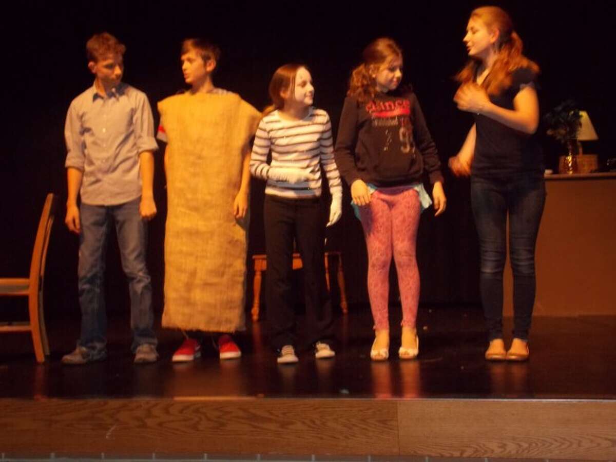 COMEDY TROOP: The cast of the Frankfort Junior High School play take the stage to be recognized. From left to right is Kyle Plesha, Seth Darling, Nora Pasche, Recia Wilkinson and Bella Robison. (Courtesy photos)