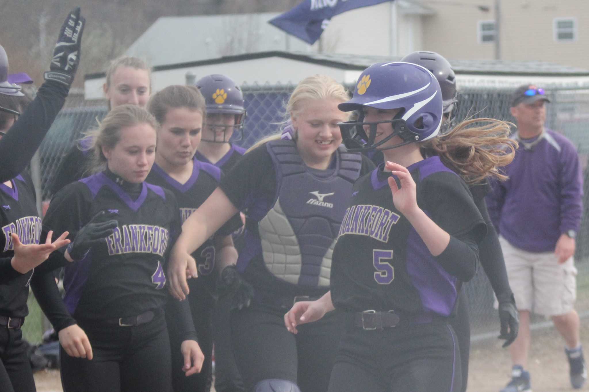 Frankfort softball makes allstate haul