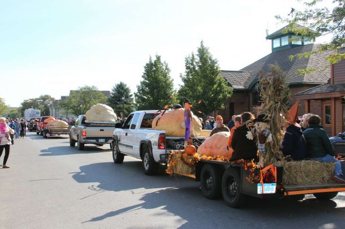 Parade, giant pumpkins headline Frankfort's weekend of Fall Festival