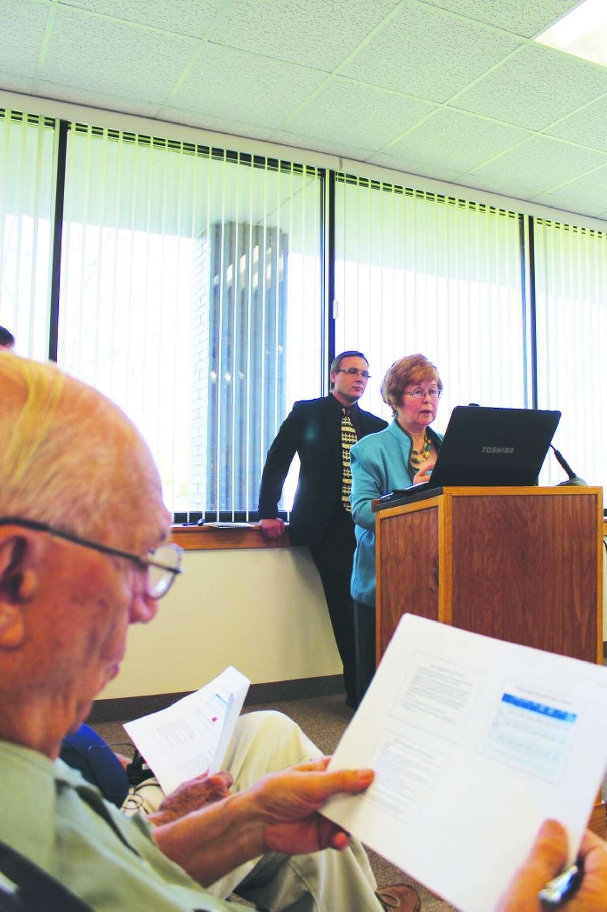 Maples’ repayment plan considered