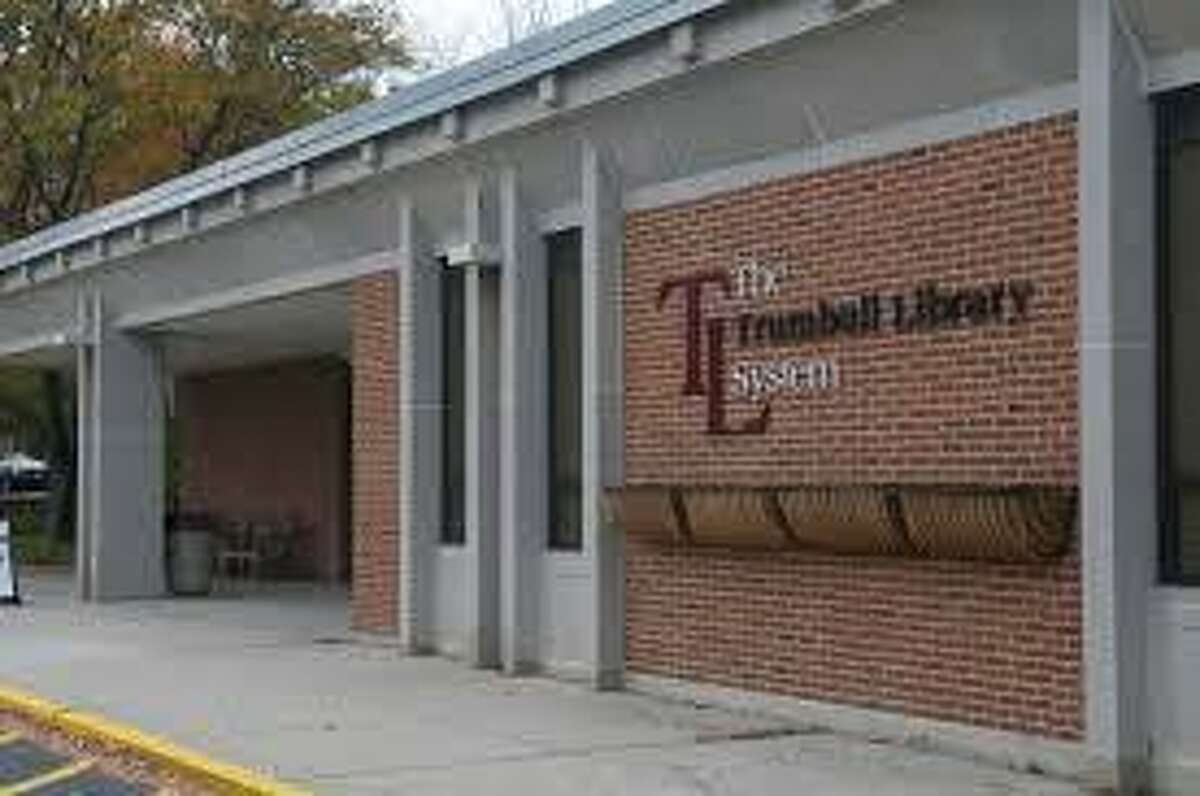 Trumbull Public Library