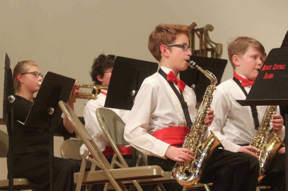 Members of the seventh and eighth grade band perform “A Scottish Ballade.” (Photo/Robert Myers)