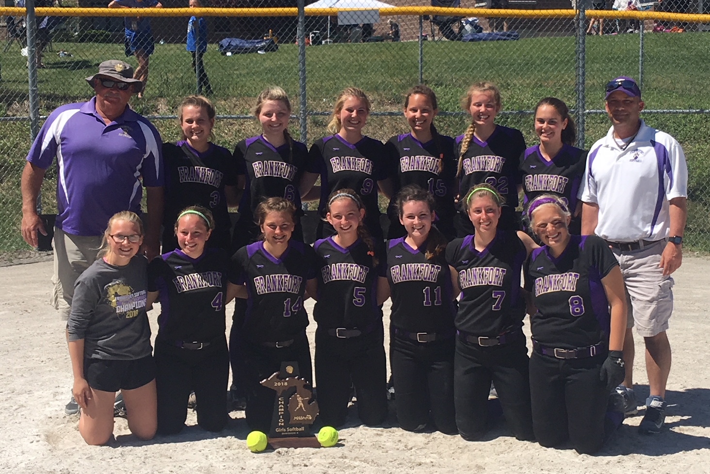 Frankfort softball claims fourth straight district title