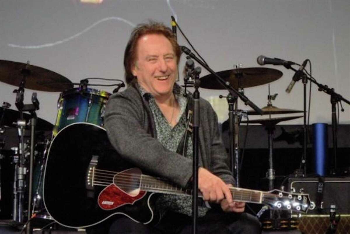 Denny Laine, original member of The Moody Blues and Wings, shares music and memories at Wall Street Theater show on Aug. 24.