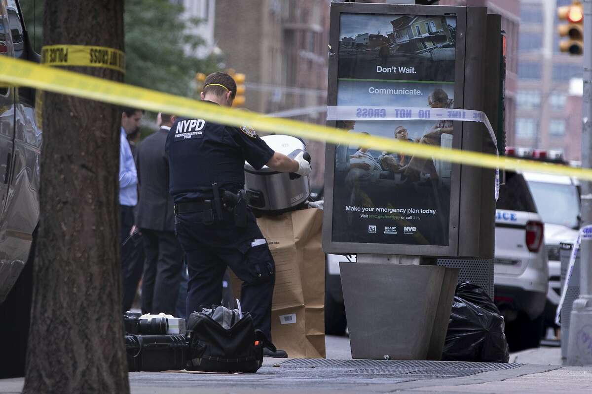 Bomb Scare Closes Subway Station In New York, Unnerves Residents